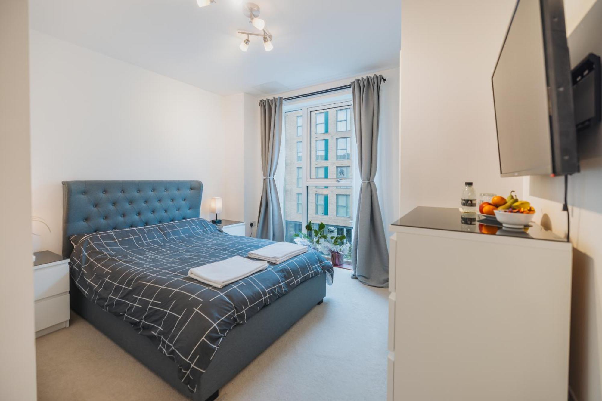 Brixton Village Flat- Private En-Suite Double Bedroom 런던 외부 사진